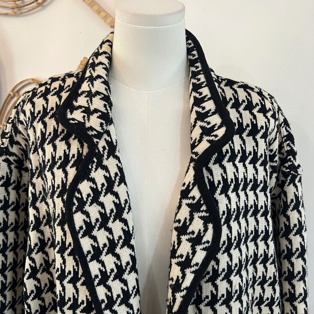 Vintage Adrienne Vittadini Italy Wool Houndstooth Knit Coatigan Cardigan L - Picture 3 of 10